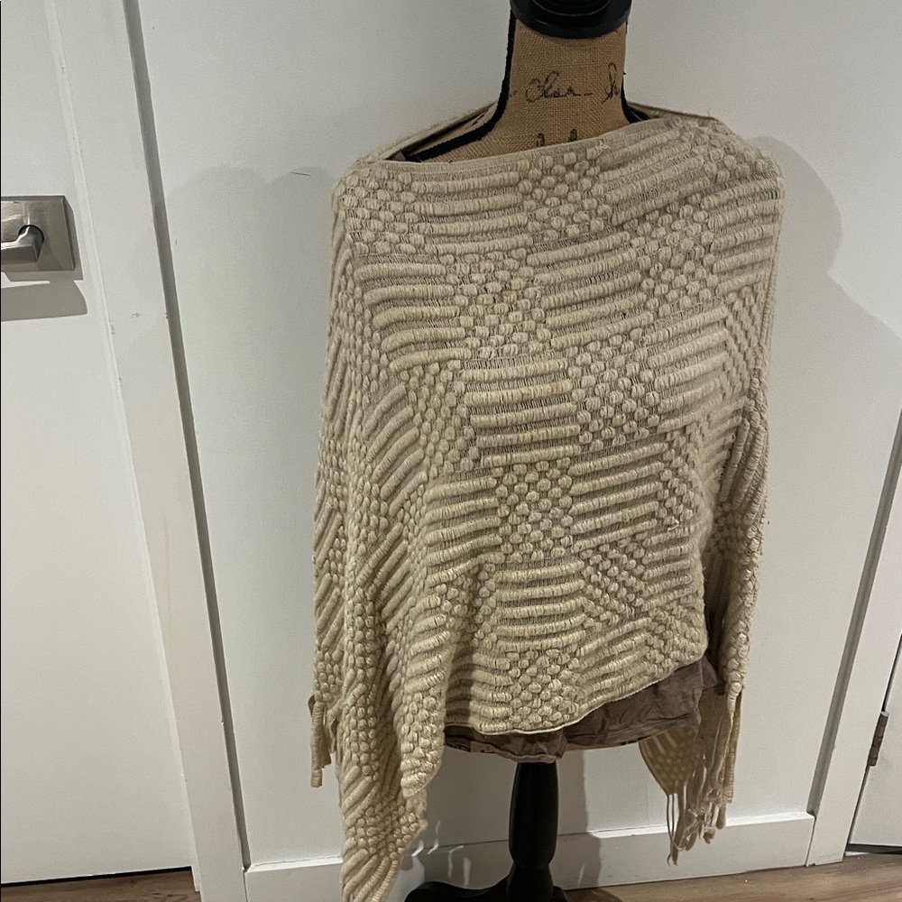 Beige textured poncho/shrug